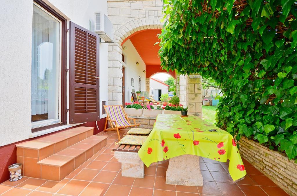 Apartments Bogetic بريمونتيرا المظهر الخارجي الصورة